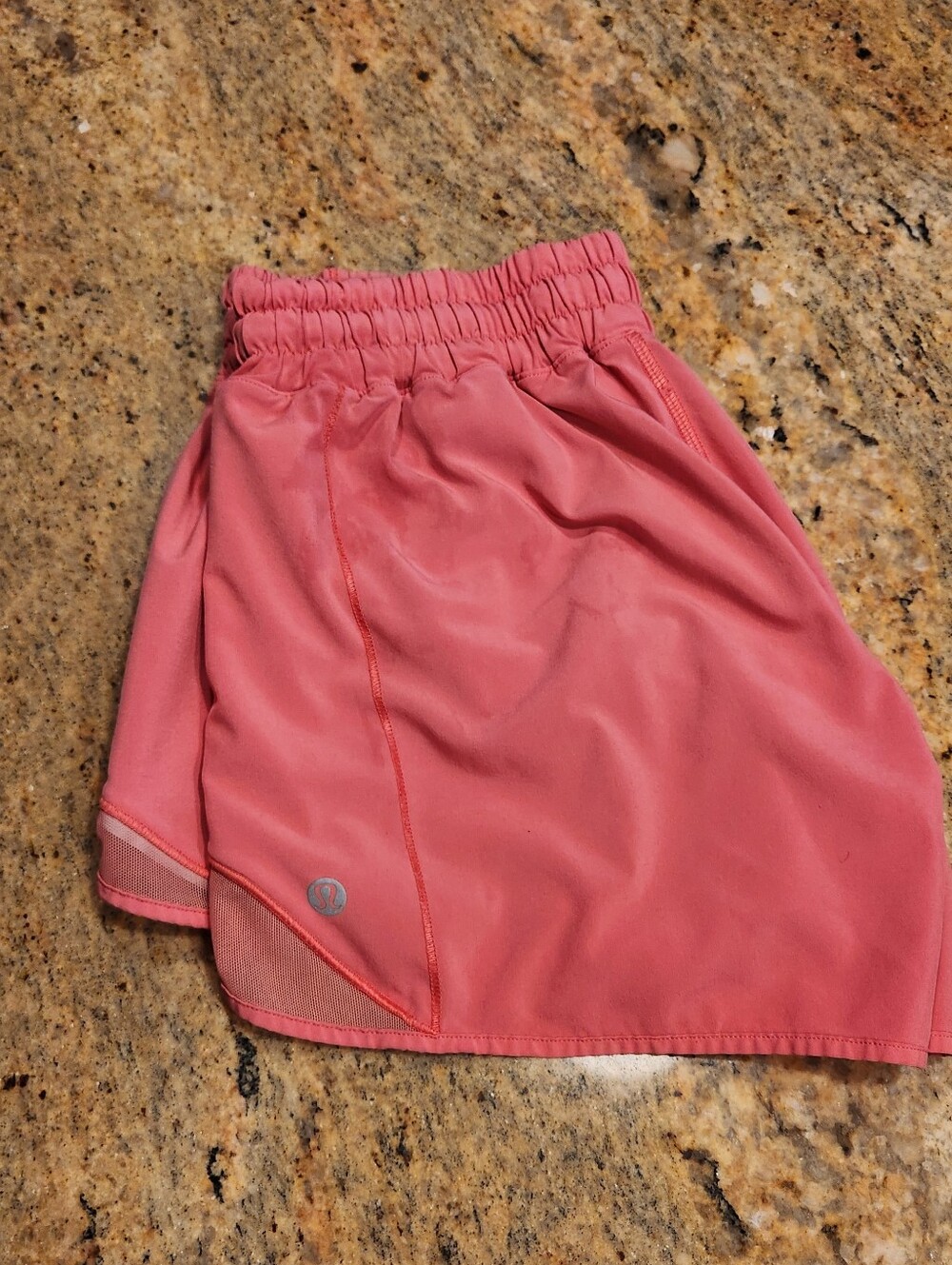 Lululemon Hotty Hot Short II * Long 4" Pink Salmon Lined Athletic Shorts US 6